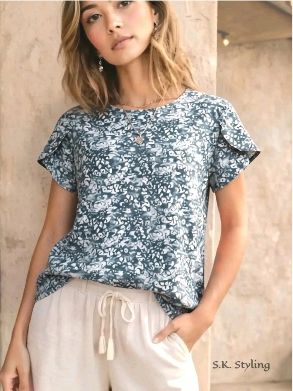 Nine West Women's Knit Top Tulip Petal Sleeve Greenish/Blue size XL/XXL